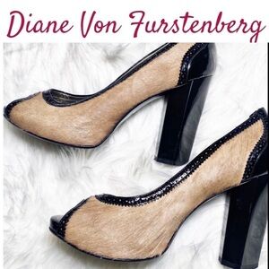 DIANE VON FURSTENBERG Calf Hair Patent Leather Peep Toe Heels, Size 7.5